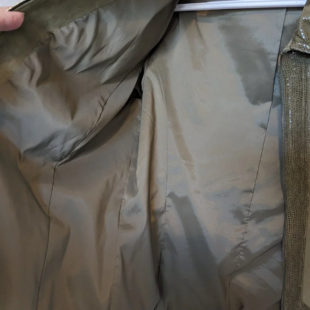 St. John |  Olive |  REAL Leather - Snake & Suede Jacket!! | M | EUC | Rich Mom - Picture 6 of 11